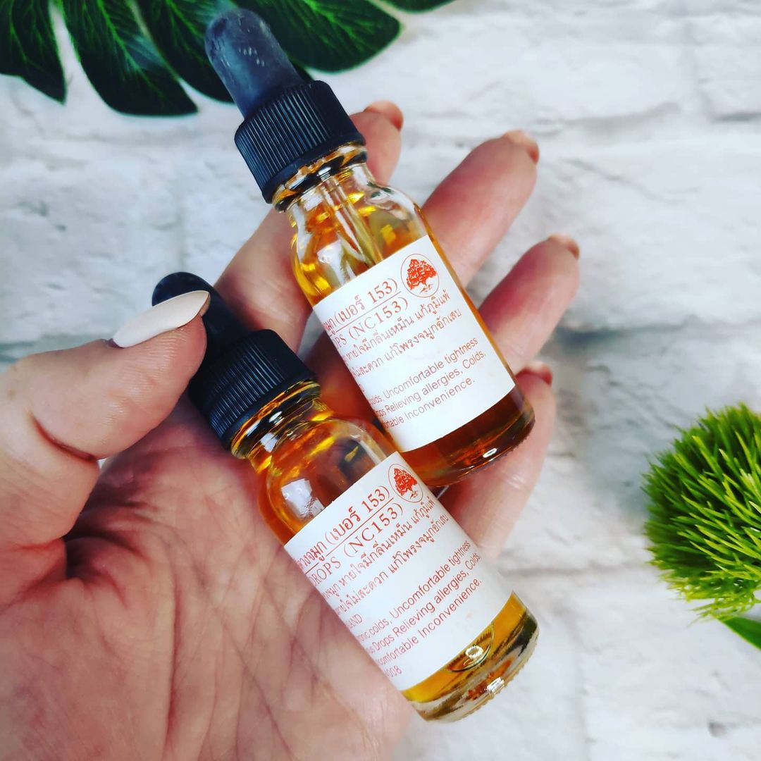 Натуральные назальные капли из Таиланда для лечения гайморита и синусита Thanyapoom Nasal Polyp Drop 35 мл.