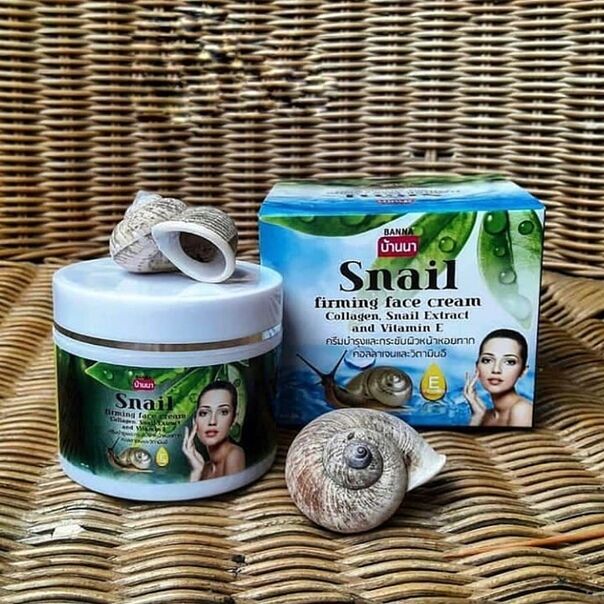 Нежный питательный крем из Тайланда с лифтинг-эффектом Banna Firming Face cream Collagen, Snail Extract and Vitamin E, 100 мл с улиточным секретом слизи улитки, жемчужной пудрой, коллагеном и витамином Е.